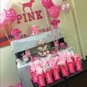 Meet your Posher, Ayana